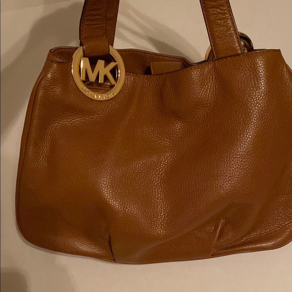 MICHAEL Michael Kors Brown Shoulder Bag with Gold Hardware
